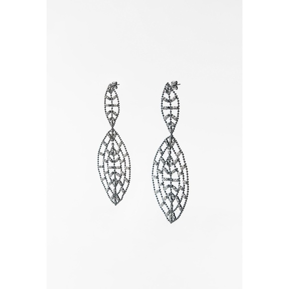 JEWEL LEAF EARRINGS ANTHRACITE GREY - Picture 3 of 4